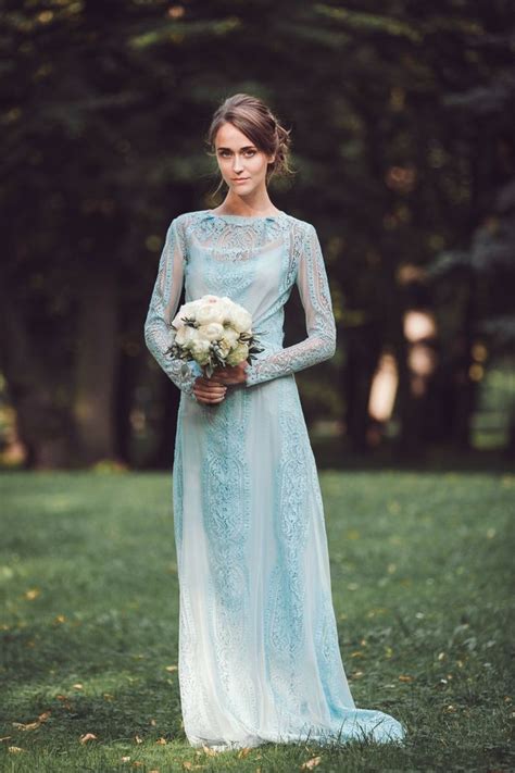 Check spelling or type a new query. Brautkleider in Blau für einen originellen und zarten Look