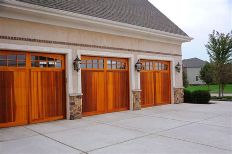 Concept 23 Chi Carriage House Garage Doors