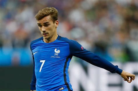 See more ideas about antoine griezmann, griezmann, football. Antoine Griezmann reveals his hero is a former Real Madrid ...