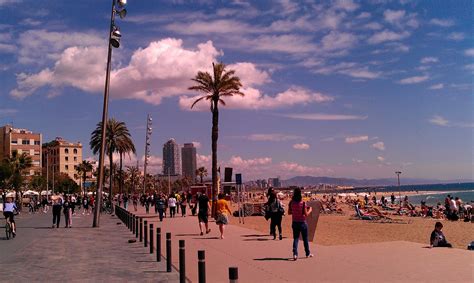 La Barceloneta Beach Tourist Guide In Spain Eiretrip