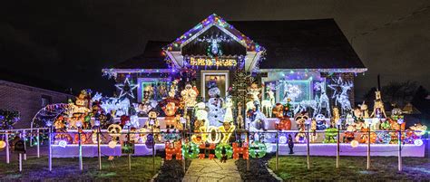 8 Best Christmas Lights And Holiday Decorations In Buffalo — Buffalo Homes