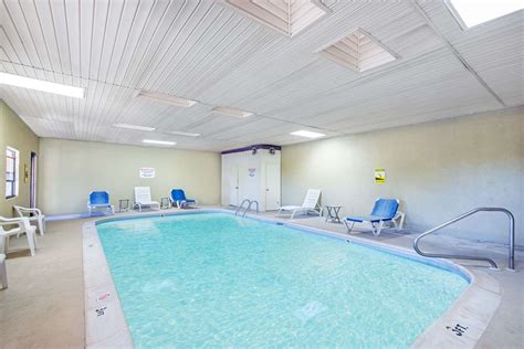 It is new and has a gym and pool and is so nice and convenient near tiger town!! Days Inn Opelika, AL - See Discounts