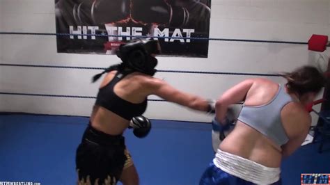 Vlcsnap H M S Hit The Mat Boxing