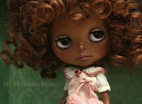 Beautiful Brown Blythe By My Delicious Bliss Blythe Dolls Black Blythe Dolls Valley Of The Dolls