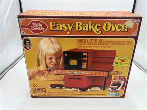 Vintage Kenner 1973 Orange Betty Crocker Easy Bake Oven W Box