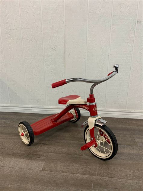 Radio Flyer Classic Tricycle