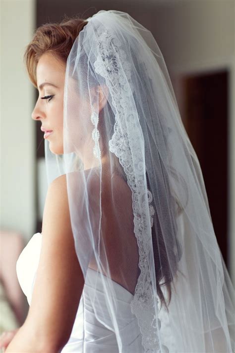 Beautiful Wedding Veil With Lace Trim Romantic Wedding Veil Wedding
