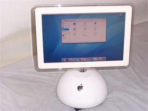 Apple Imac G4800 Mhz 17 Lcd Wide Flat Panel With 80 Gb Hd256 Mb