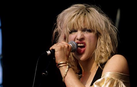 Courtney Love Celebrará Los 30 Años De Pretty On The Inside De Hole