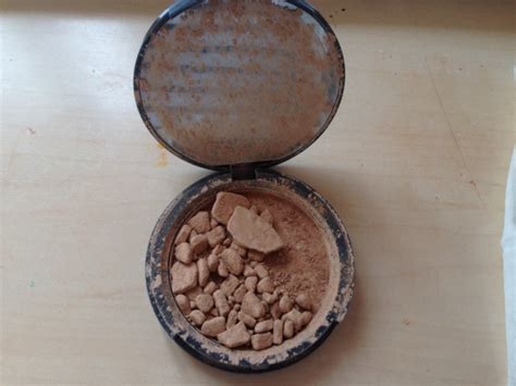 How To Fix A Broken Powder Without Using Alcohol