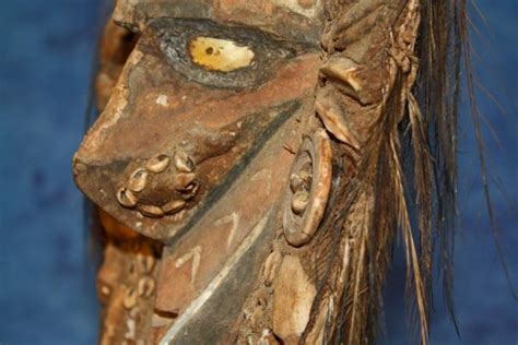 Rare Mundugumor Mask Figure Sepik River Papua New Guinea For Sale