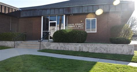 2 Coles County Jail Inmates Test Positive For Covid 19