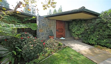 Harold zook, 95 tustin rd is a 1950 midcentury set in the highly coveted linda vista area of pasadena sits on 1.45 acres w/stunning 360 views. Harry B. Zook Masterwork in Pasadena Asks $7.1M ...