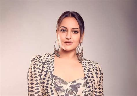 Sonakshi To Start Shooting For Debut Web Series In Rajasthan Reports