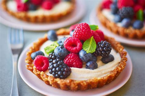 Fruity Berry Tarts With Vanilla Cashew Cream Recipe