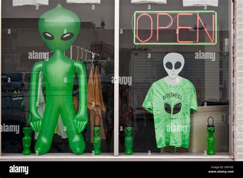 T Shop In Roswell New Hi Res Stock Photography And Images Alamy