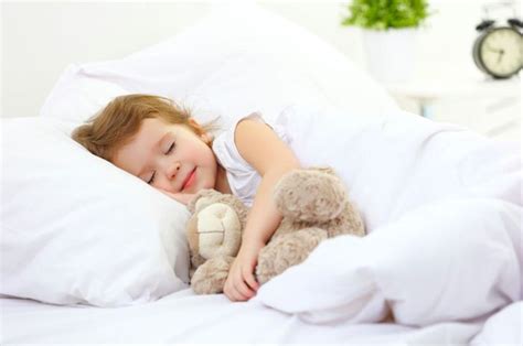 Cara Melatih Anak Tidur Sendiri Hanya Dalam 7 Hari