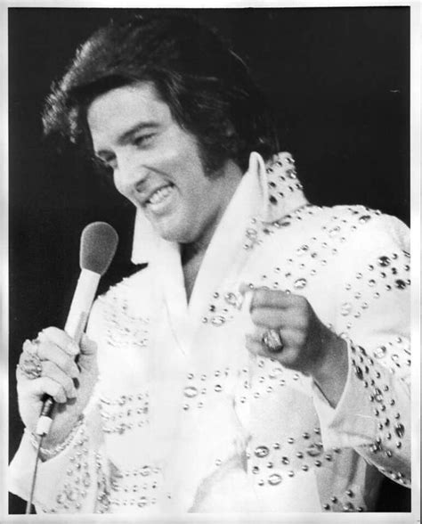 Elvis Live 70s Elvis Presley Elvis In Concert Elvis Presley Photos