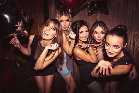Awesome Girls Night Review Of Hollywood Premiere Club Crawl Los