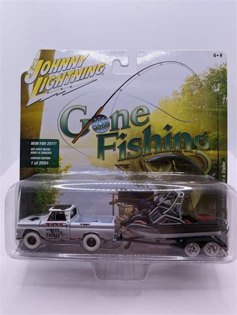 Johnny Lightning Gone Fishing 1965 Chevy Truck 164 W Boat White Chase