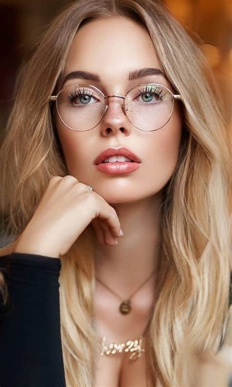 Pin By Sylvie Brian On Lunettes In 2023 Blonde With Glasses Classy