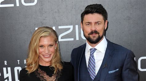 From meeting his parents and his two. The Truth About Katee Sackhoff And Karl Urban's Split