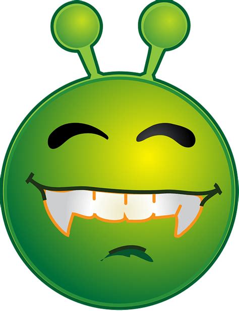 Smiley Green Alien Lipbite Clipart Free Download Transparent Png
