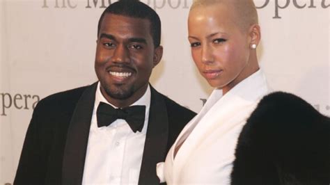 Kanye West Ironiza Ex Amber Rose Tomei 30 Banhos Antes De Ficar Com Kim Purepeople