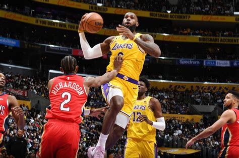 Nba Lebron Return Sparks Lakers Nuggets Down Mavs Abs Cbn News