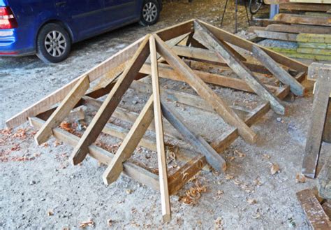 Timber Framing Of Hip Roof Bracing Light Timber Framed Roofs Branz Build