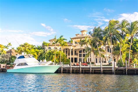 Luxury Waterfront Mansion In Fort Lauderdale Florida Stock Image