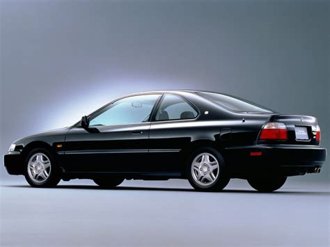 Honda Accord Coupe Specs And Photos 1994 1995 1996 1997 1998