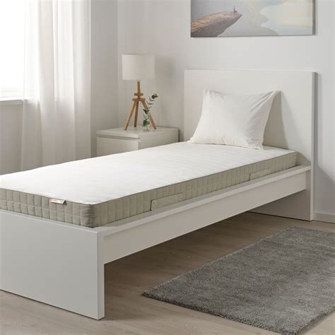 There's also a layer of soft filling that gives you extra support. HAFSLO Sprung mattress - extra firm/beige - IKEA
