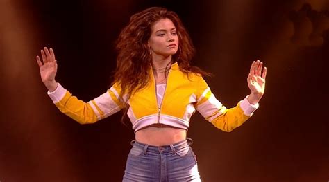 Watch 19 Yr Old Break Dancing Barbie Dytto Wows In India With ‘tip