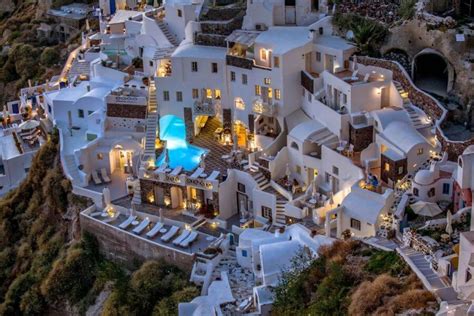 Luxury Cave Houses Best Santorini Oia Hotels