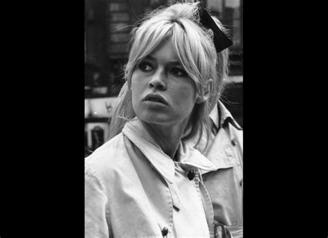 Why I Grew Out My Bangs And Now Want Them Back Bardot Hair