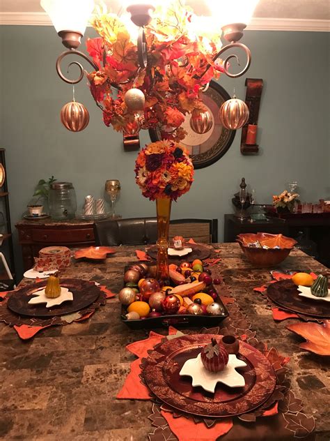 Pin By Tabbitha Martin On Fall Harvest Decor Thanksgiving Table Decorations Thanksgiving