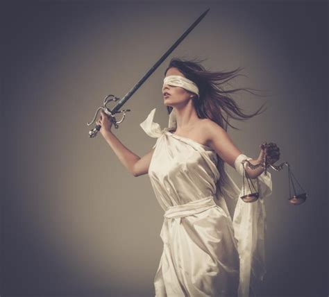 Pin By Sophie Verle On Fantasy Goddess Of Justice Lady Justice Justitia
