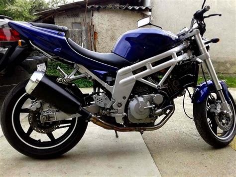 View comments, questions and answers at the 2004 hyosung gt 650 comet discussion group. Hyosung GT 650 Comet 650 cm3, 2004 god.