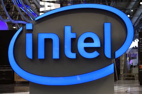Intel Makes Significant Progress Towards 10 Nm Processors With New 3d