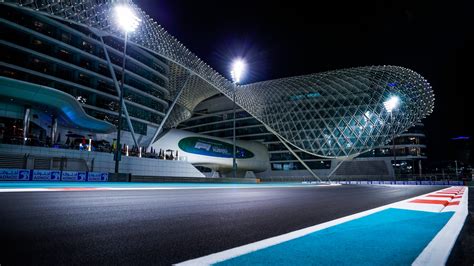 F1 Travel Review Yas Marina Circuit Abu Dhabi Forza Global Sports