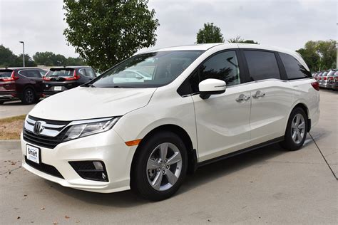 Check spelling or type a new query. New 2019 Honda Odyssey Touring Mini-van, Passenger in Des ...