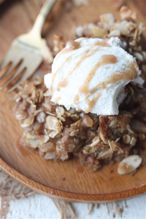 Pear Crisp With Oats And Ginger Vegan And Gluten Free Abbeys Kitchen