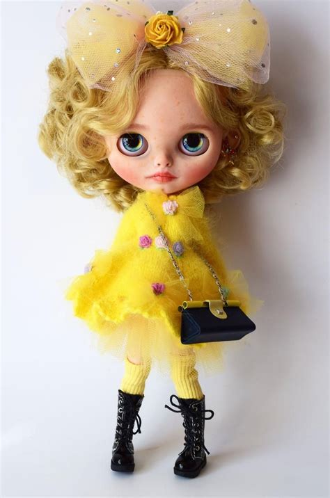Custom Blythe Doll For Adoption Sale By Giuliadolls Dollycustom Blythe Dolls Blythe Dolls