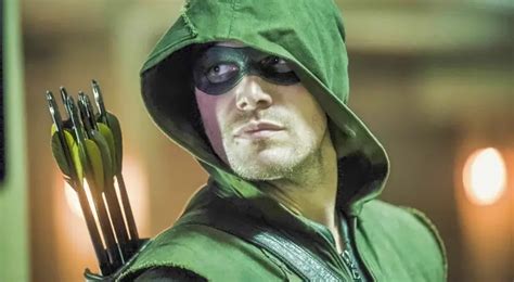 Oliver Queen Arrow From Dc Extended Universe Charactour