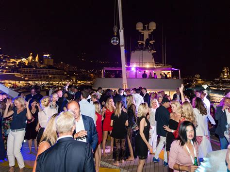 So Sieht Eine Luxusparty Für Millionäre In Monaco Aus Business Insider
