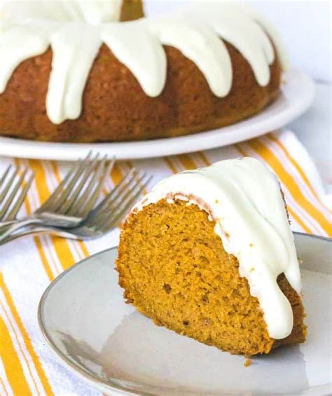 Easy Pumpkin Spice Bundt Cake From A Cake Mix Pumpkin Bunt Cake