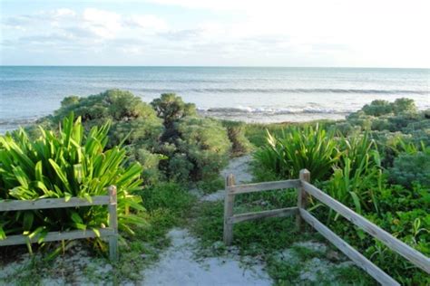 The best beaches in the florida keys. Guide to Great Beaches in Florida Keys & Key West