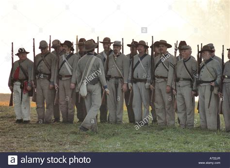confederate troops at the 2006 national civil war re enactment of the 1862 battle of perryville