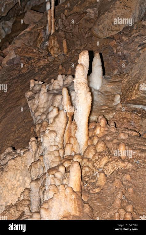 Limestone Cave Hi Res Stock Photography And Images Alamy